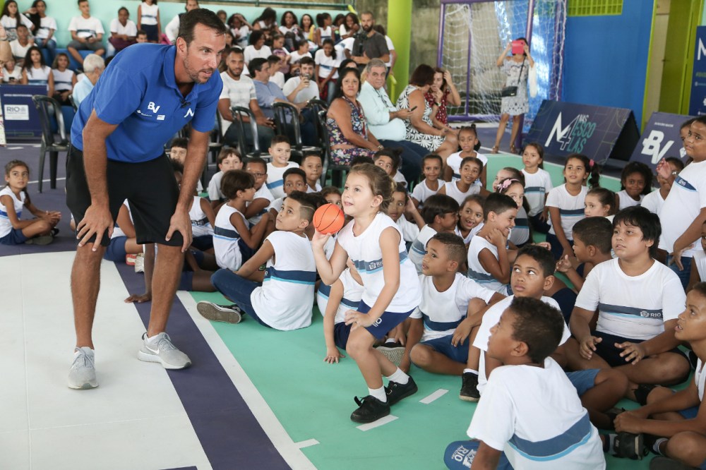 Marcelinho Machado e sua dedicação no dia a dia do M4 nas escolas